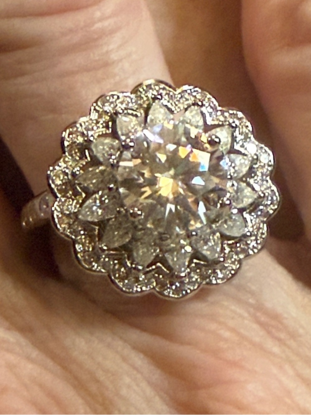 GRA CERTIFIED Moissanite Diamond 2CT ring 925 Sterling silver NEW STUNNING 6&8.5 - Picture 2 of 14